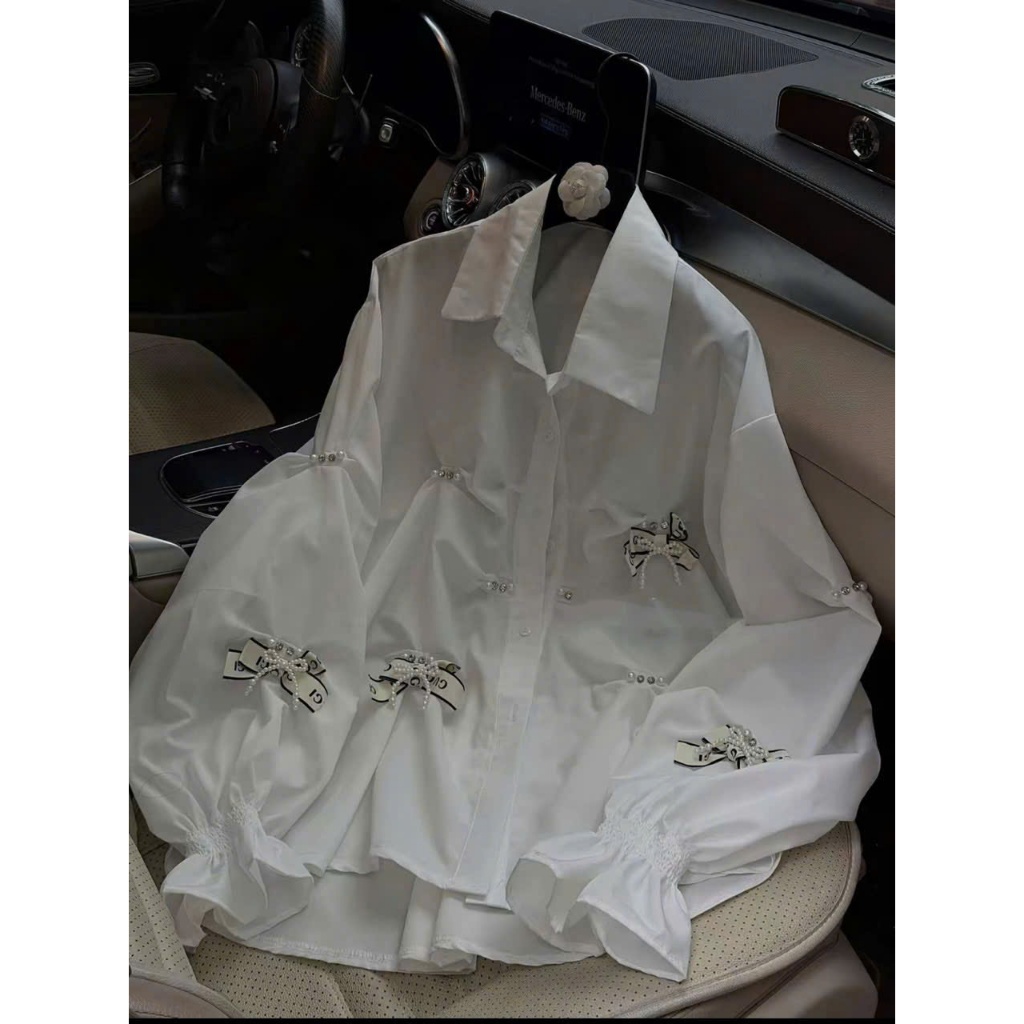 Áo Kiểu Nữ Trắng Ren Cổ Bèo – Blouse Tay Dài Thanh Lịch Phong Cách Tiểu Thư