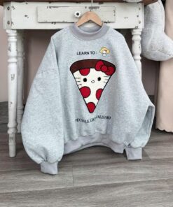 Áo sweater nữ Hello Kitty form rộng – Áo nỉ oversize in hình pizza cá tính, dễ thương