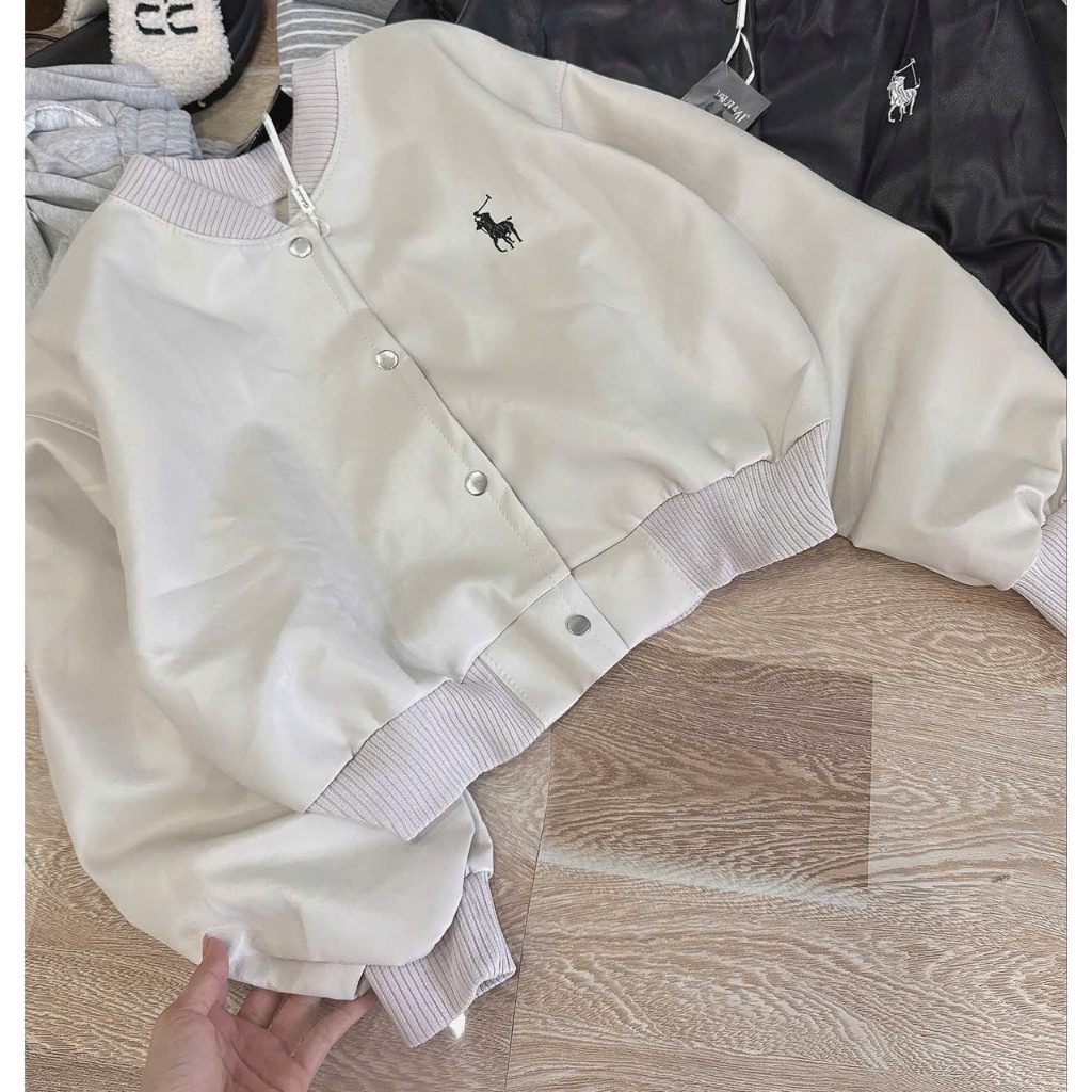 Áo Khoác Bomber Nữ Dáng Ngắn – Trẻ Trung, Basic, Dễ Phối Đồ Giới thiệu ngắn: