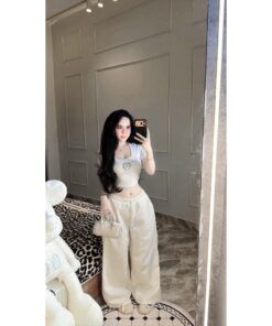 Set Croptop Ôm Body + Quần Ống Rộng Thể Thao – Năng Động, Tôn Dáng Chuẩn Trend