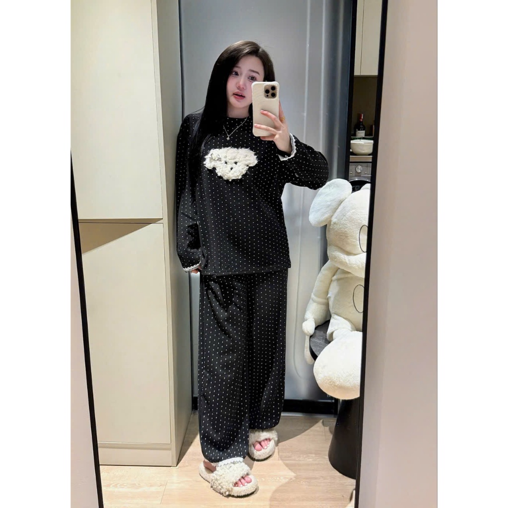 Bộ Đồ Ngủ Nữ Pijama Dài Tay Chấm Bi – Chất Cotton Mềm Mịn, Form Rộng Dễ Thương