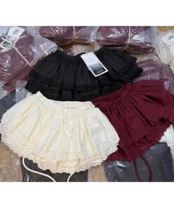 Chân Váy Ngắn Xếp Tầng Ren – Nữ Tính, Dễ Thương, Tôn Dáng
