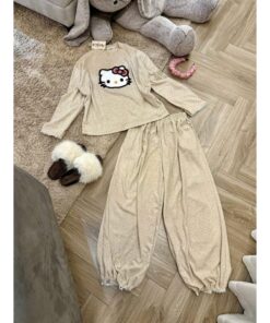 Bộ Đồ Ngủ Hello Kitty Dài Tay Form Rộng – Đồ Mặc Nhà Nữ Dễ Thương, Mềm Mịn