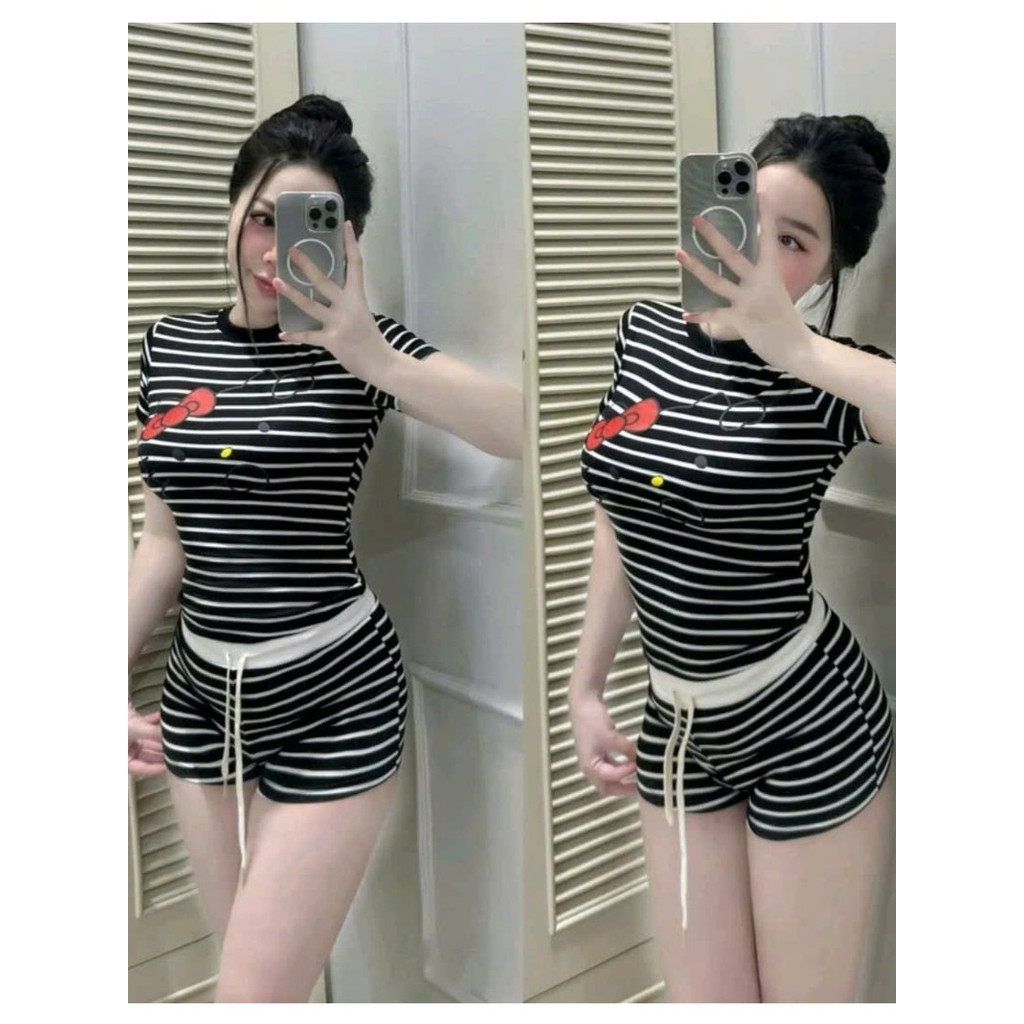 Set Bộ Nữ Áo Croptop Ôm Dáng Kẻ Sọc In Kitty Phối Quần Short Lưng Cao Siêu Tôn Dáng