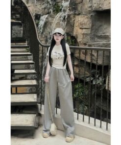 Set Áo Thun Ôm & Quần Suông Ống Rộng In Hình – Set Đồ Nữ Năng Động, Mặc Là Tôn Dáng