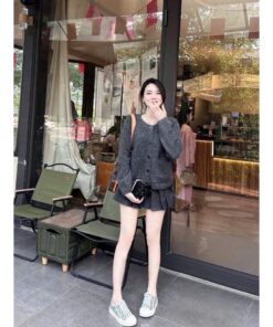 Set Áo Cardigan Len Nữ + Chân Váy Ngắn – Thanh Lịch, Nữ Tính, Chuẩn Hàn Quốc
