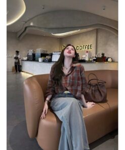 Áo sơ mi nâu caro nữ form rộng vintage – Áo sơ mi tay dài phong cách Hàn Quốc cá tính