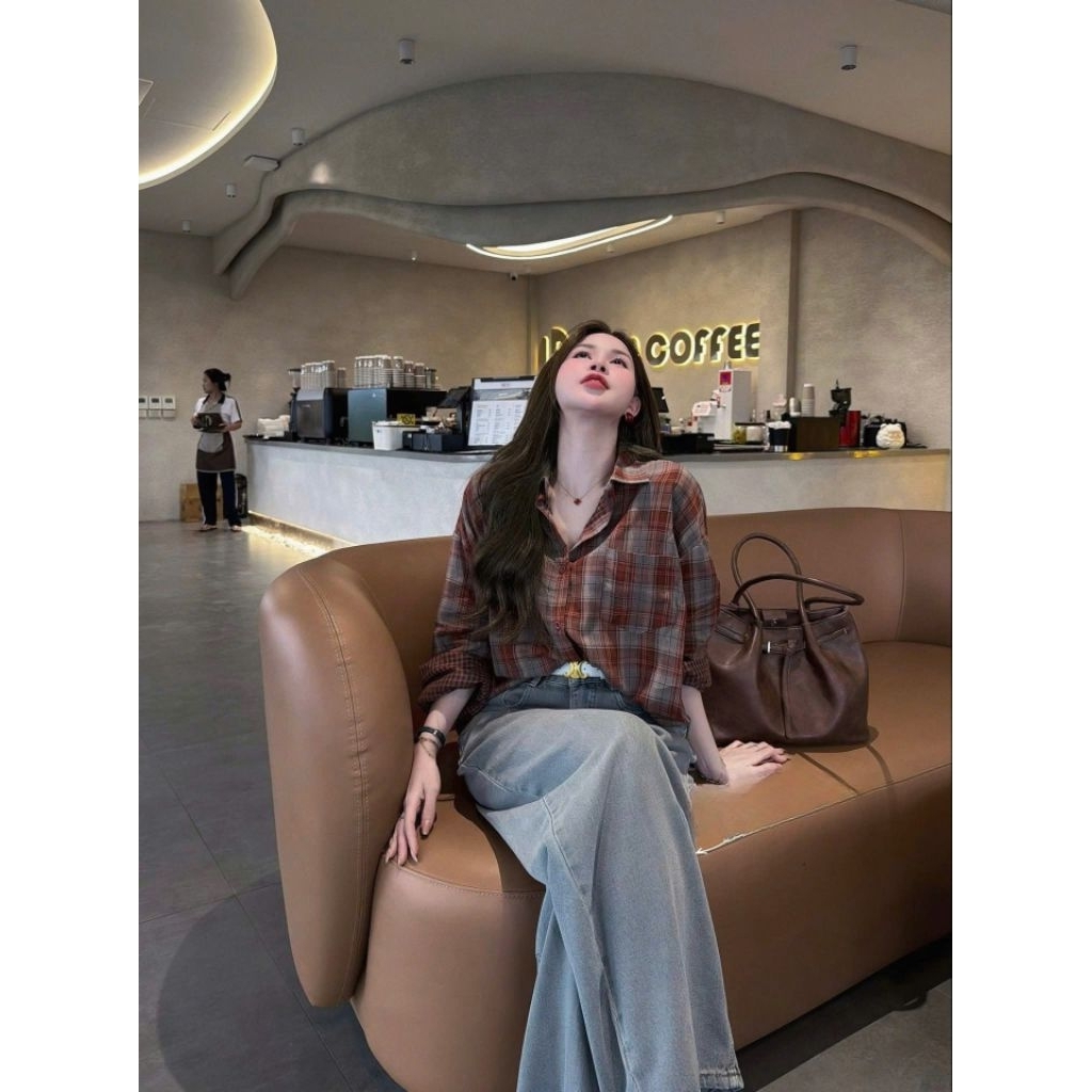 Áo sơ mi nâu caro nữ form rộng vintage – Áo sơ mi tay dài phong cách Hàn Quốc cá tính