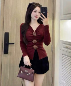 Set Áo Len Tăm Đính Hoa Trẻ Trung Năng Động Kèm Quần Nhung Bí Siêu Đẹp