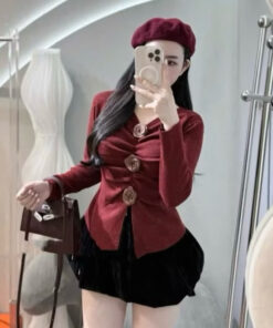Set Áo Len Tăm Đính Hoa Trẻ Trung Năng Động Kèm Quần Nhung Bí Siêu Đẹp