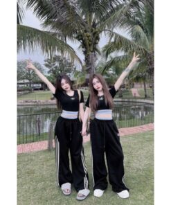 Set Đồ Nữ, Set Áo Croptop C Bo Quần Ống Rộng Sọc Hot Trends, Phong Cách Năng Động Trê Trung