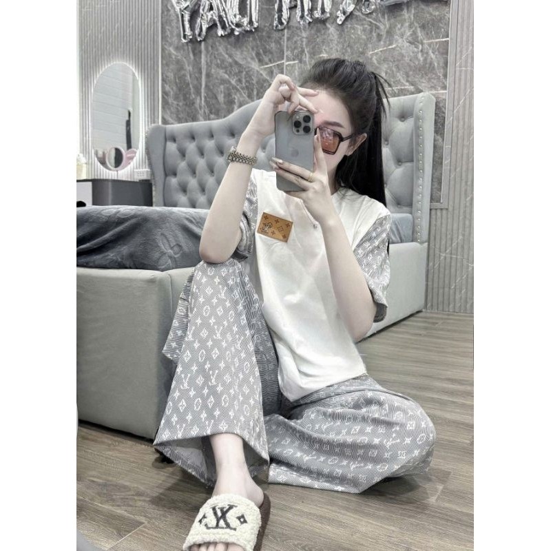 Sét Đồ Nữ, Set Áo Form Thụng - Lựa Chọn Lý Tưởng Cho Những Ngày Dạo Phố