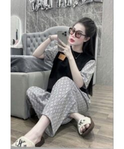 Sét Đồ Nữ, Set Áo Form Thụng - Lựa Chọn Lý Tưởng Cho Những Ngày Dạo Phố
