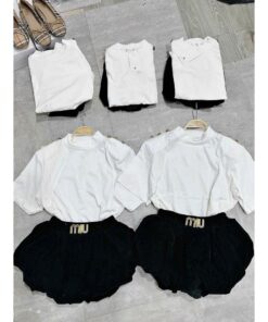 Set Áo Thun Trắng & Quần Short Bí Đen Cạp Chun – Set Đồ Nữ Tôn Dáng Trẻ Trung