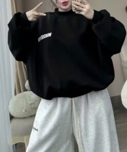 Áo Sweater Basic Chữ WHO In Hottrend, Sweater Dáng Rộng – Cân Mọi Dáng Người