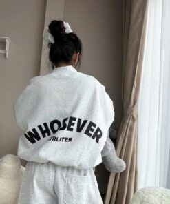 Áo Sweater Basic Chữ WHO In Hottrend, Sweater Dáng Rộng – Cân Mọi Dáng Người