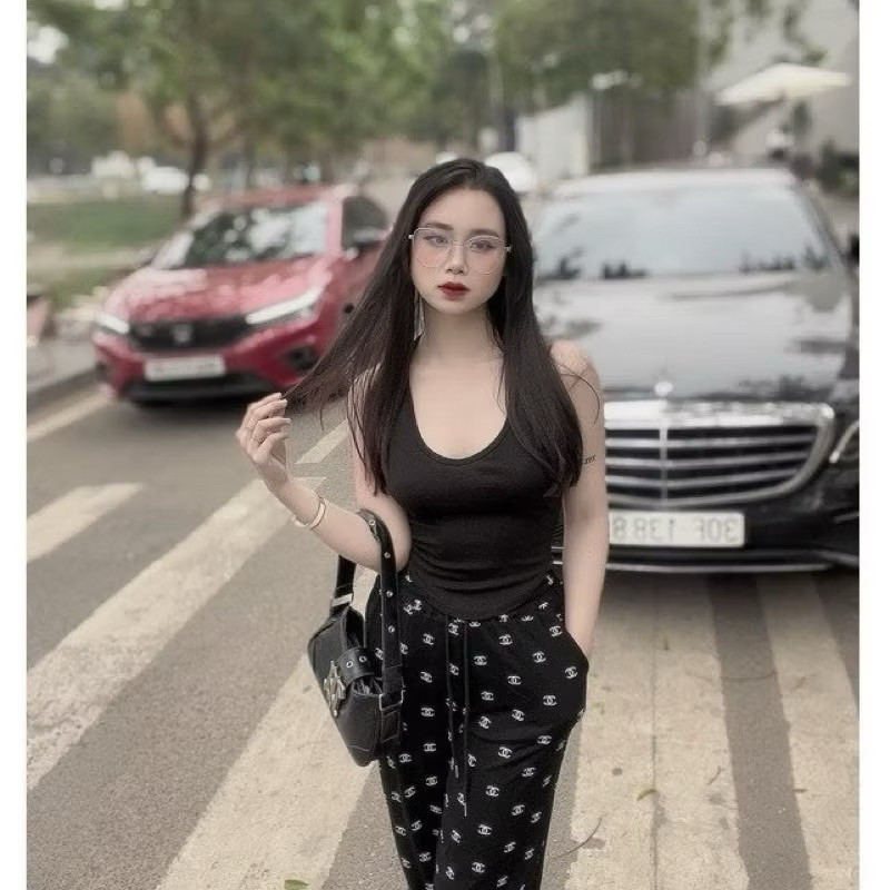Set đồ nữ áo hai dây trơn kèm quần ống suông họa tiết chất thun dày dặn thoáng mát