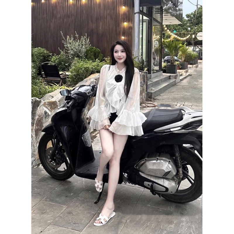 Áo Tơ Viền Nữ 2 Lớp Tay Loe Tầng Bồng Bềnh Đính Hoa Sang Chảnh