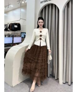 Áo Len Dài Tay Gắn 3 Hoa Dễ Mix Đồ Kiểu Dáng Trẻ Trung