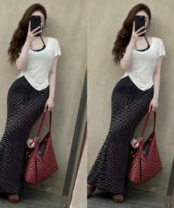 Sét 3 món áo thun cộc tay trắng sang chảnh Mix Áo lót bra + Chân váy kẻ sọc tôn dáng Hit Trend sang chảnh tôn dáng