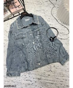Áo Khoác Jean From Rộng Rách Tua Rua Kiểu Dáng Trẻ Trung Cá Tính