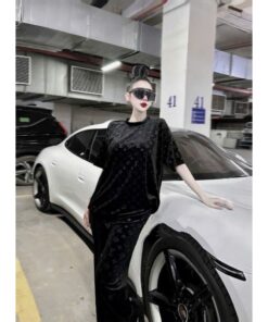 Set Bộ Áo Cộc Tay Croptop Kèm Quần Xuông Màu Nâu Xịn Xò