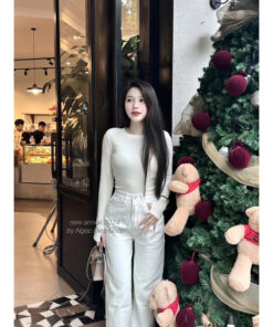 Set Áo Dài Tay Dáng Ôm Mix Quần Jean Xuông Trắng Hottren