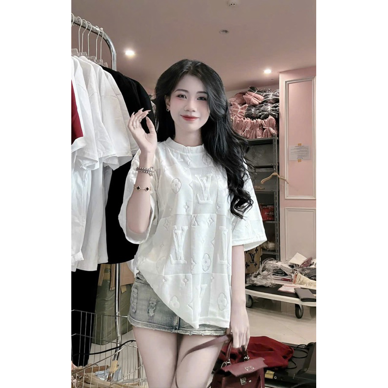 Áo Chữ Nổi Siêu Xinh Mẫu Mới Toả Sáng Với Màu Sắc Nổi Bật