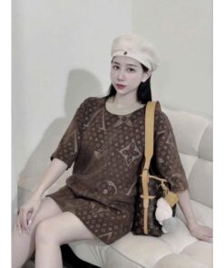 Áo Phông Dập Nổi Chất Umi From Rộng Unisex Trẻ Trung Cá Tính