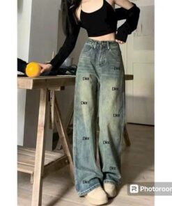 Quần Jean Ống Rộng Trắng Xịn Xò Dễ Mix Đồ Trẻ Trung