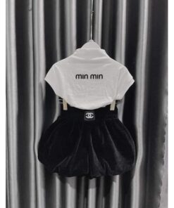 Set Áo Thun Bozip Cổ 2 Phân Mix Quần Nhung Bí Kiểu Dáng Trẻ Trung Năng Động