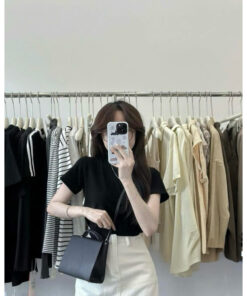 Áo thun trơn form vừa chất zip phù hợp với mọi cách phối đồ mặc thoải mái