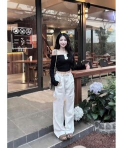 Set Áo Trễ Vai Dài Tay Gắn Hoa Mix Quần Jean Xuông Dây Rút Hottren