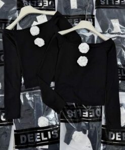 Set Áo Trễ Vai Dài Tay Gắn Hoa Mix Quần Jean Xuông Dây Rút Hottren