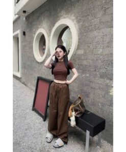 Set Bộ Áo Croptop Mix Quần Kaki Ống Xuông Hottren