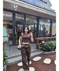 Set Bộ Áo Croptop Mix Quần Kaki Ống Xuông Hottren