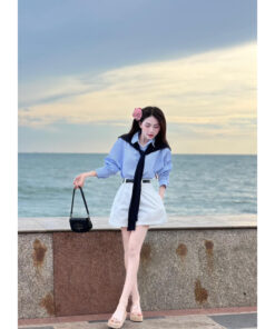 Set Áo Sơ Mi Kẻ Xanh Dài Tay Kèm Khăn Mix Quần Short Trắng Trẻ Trung