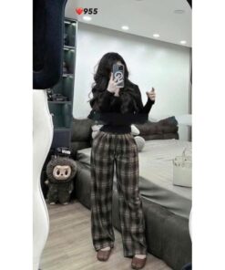 Quần Ống Rộng Kẻ Caro Chất Dạ Kiểu Dáng Trẻ Trung Năng Động