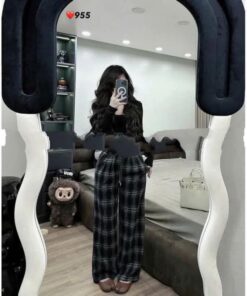 Quần Ống Rộng Kẻ Caro Chất Dạ Kiểu Dáng Trẻ Trung Năng Động