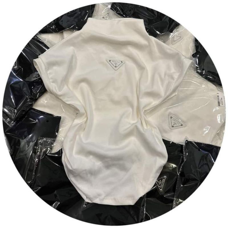 Áo Thun Bozip Cổ 3p Gắn Logo Tam Giác From Ôm Phong Cách Trẻ Trung Hottren
