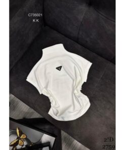 Áo Thun Bozip Cổ 2p gắn Logo Xịn Xò Dáng Ôm Dễ Mix Đồ Kiểu Dáng Trẻ Trung