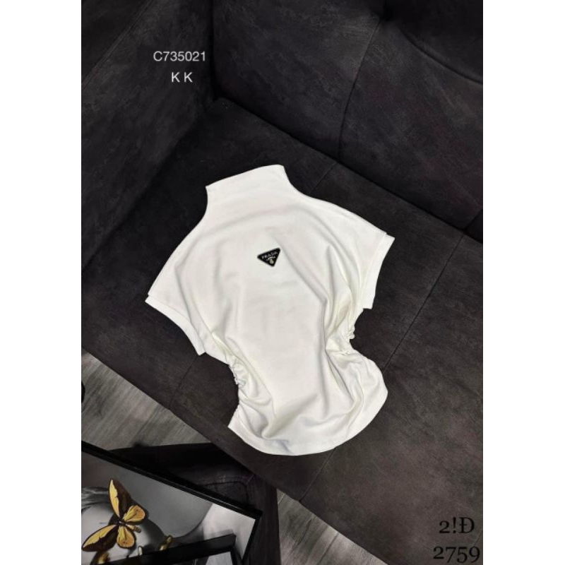 Áo Thun Bozip Cổ 2p gắn Logo Xịn Xò Dáng Ôm Dễ Mix Đồ Kiểu Dáng Trẻ Trung