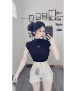 Áo Thun Bozip Cổ 2p gắn Logo Xịn Xò Dáng Ôm Dễ Mix Đồ Kiểu Dáng Trẻ Trung